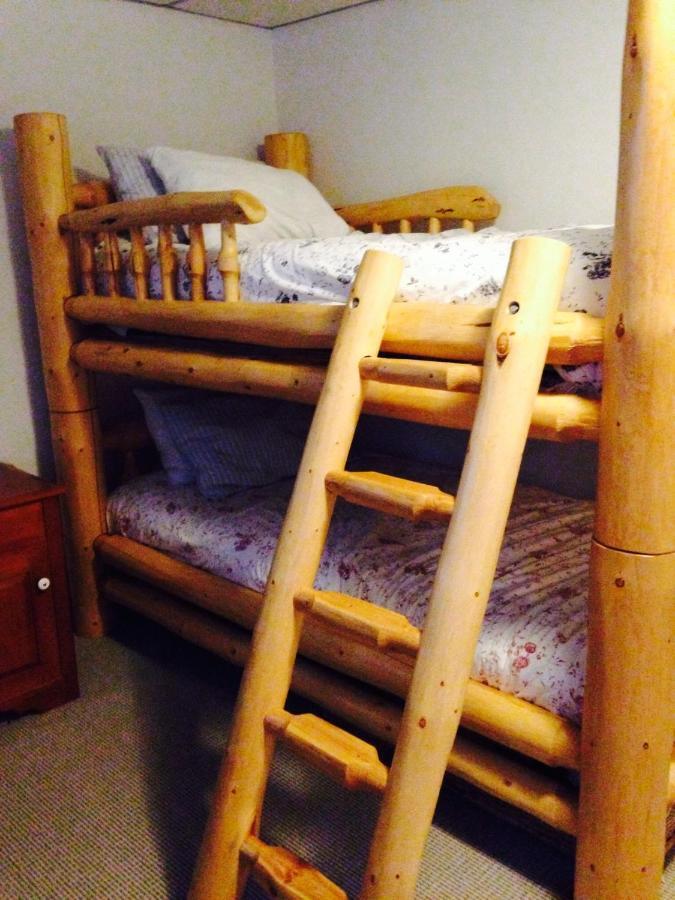 316 Patricia Street Accommodation Jasper Room photo