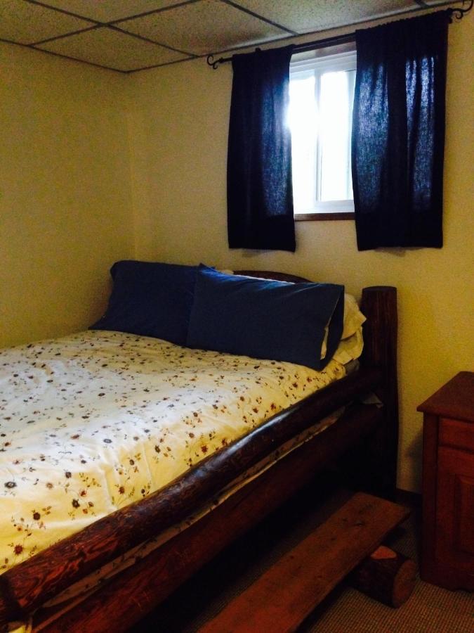 316 Patricia Street Accommodation Jasper Room photo